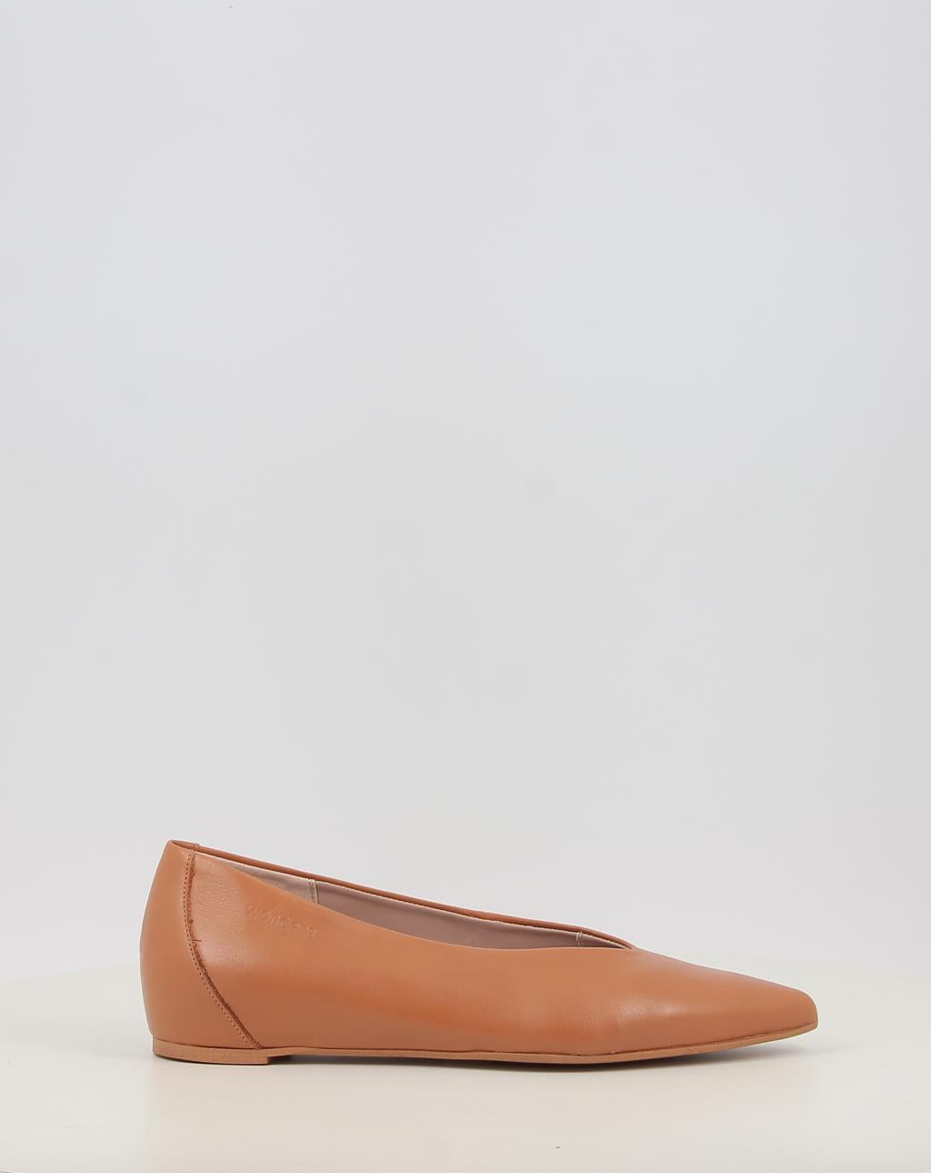 A 3802