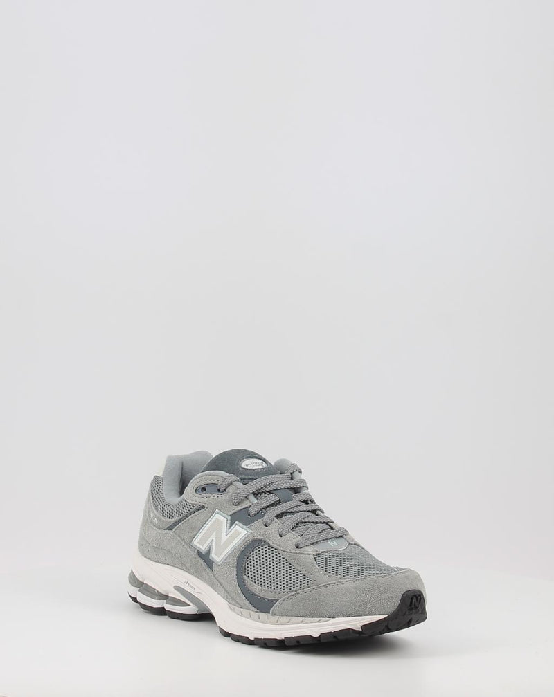 Zapatillas NEW BALANCE M2002RST gris