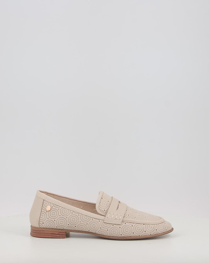 Mocasines CARMELA 16217001 crema