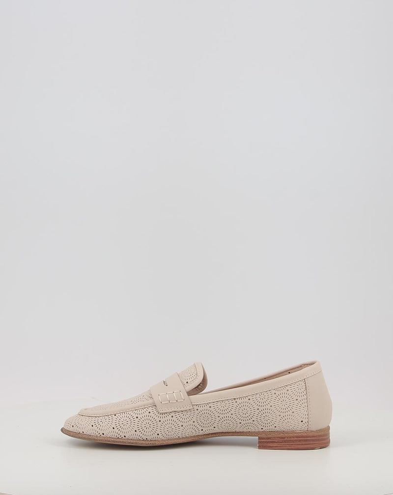 Mocasines CARMELA 16217001 crema