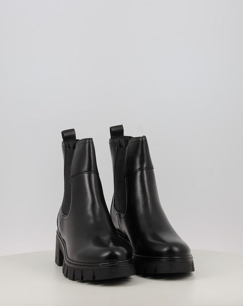 Botines TRAVERIS LOR40 negro