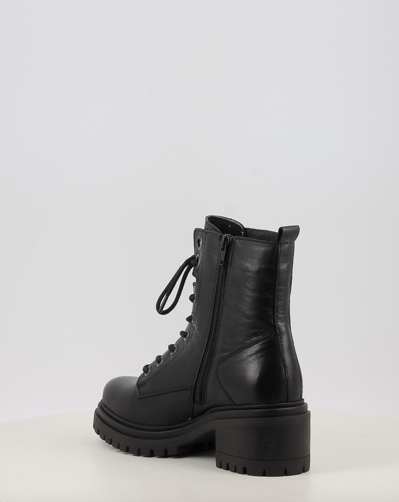 Botas TRAVERIS B-3297 negro