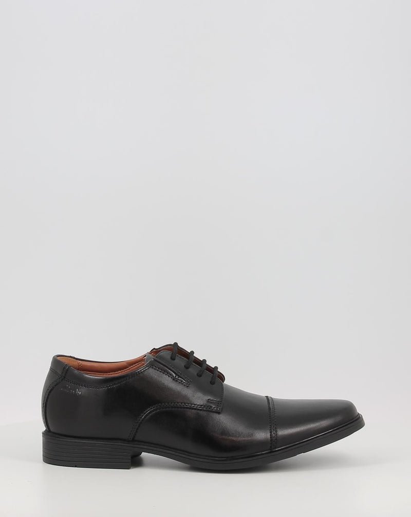 Zapatos CLARKS TILDEN CAP negro